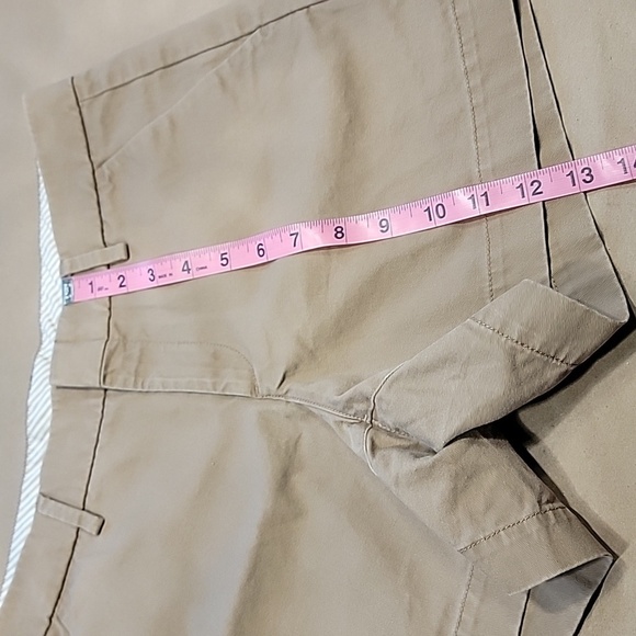 Uniqlo Size 4 Khaki Chino Shorts, Gently Used Condition - Picture 5 of 10